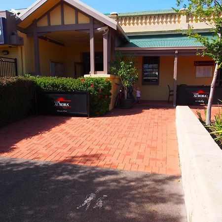 Dongara Hotel Motel Екстериор снимка