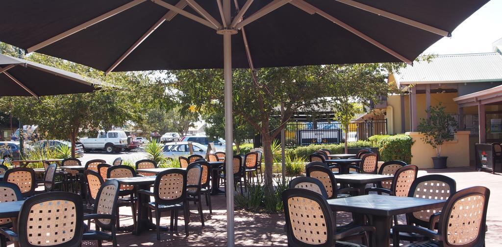 Dongara Hotel Motel Екстериор снимка